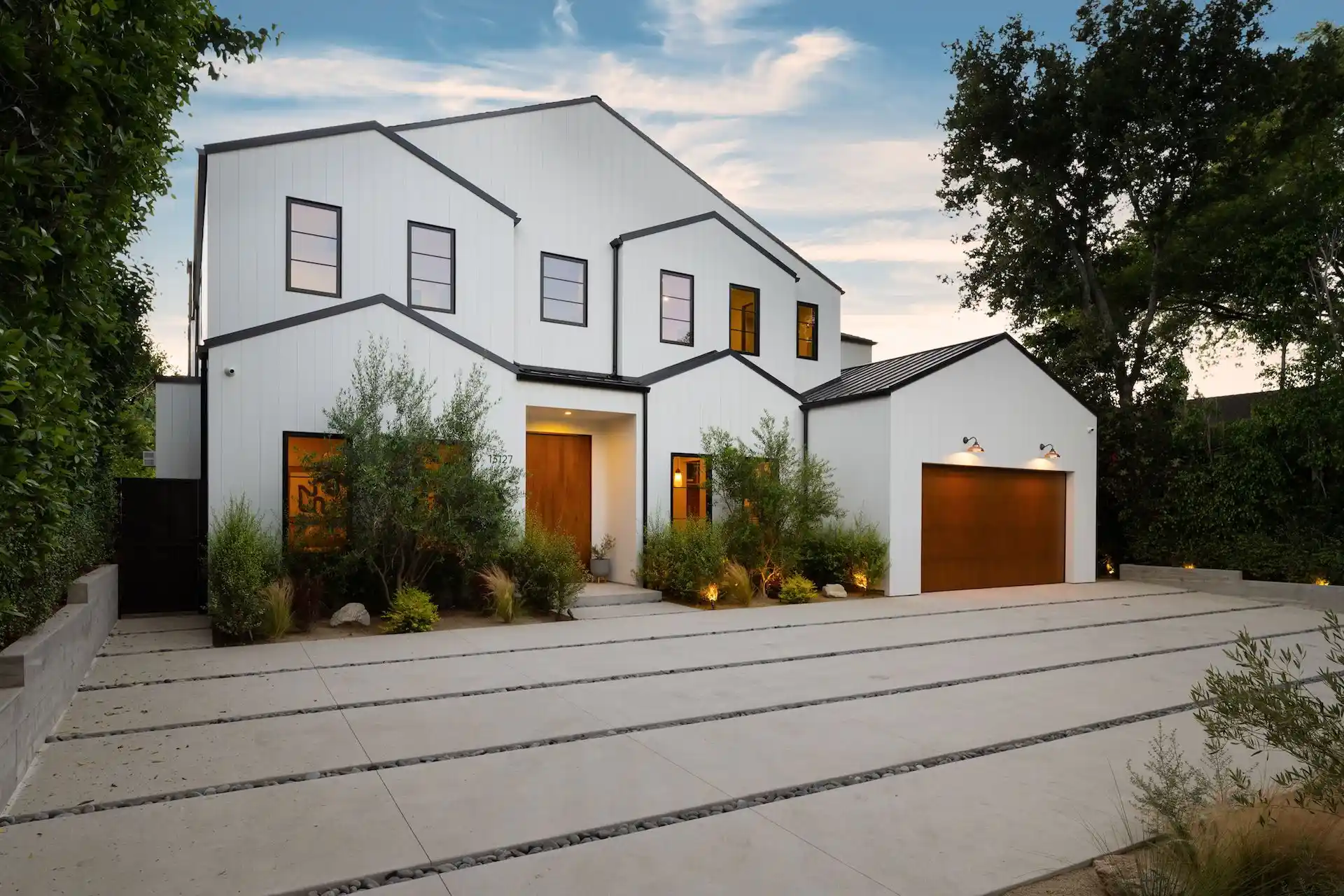 modern-white-house-exterior-with-wooden-accents.webp